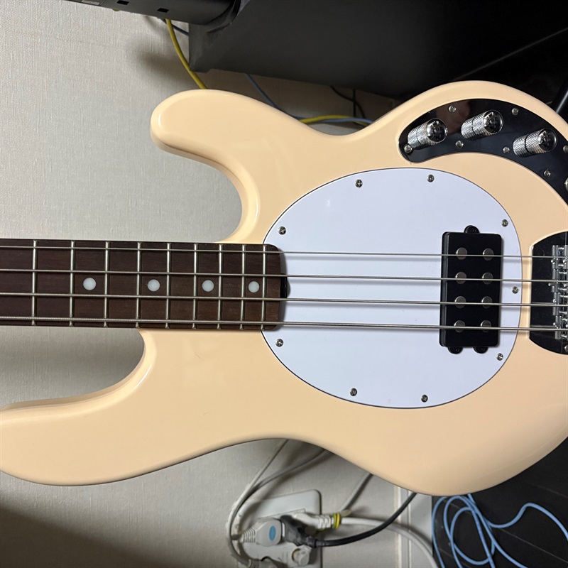 Sterling by MUSICMAN STINGRAY RAY4 VCの画像